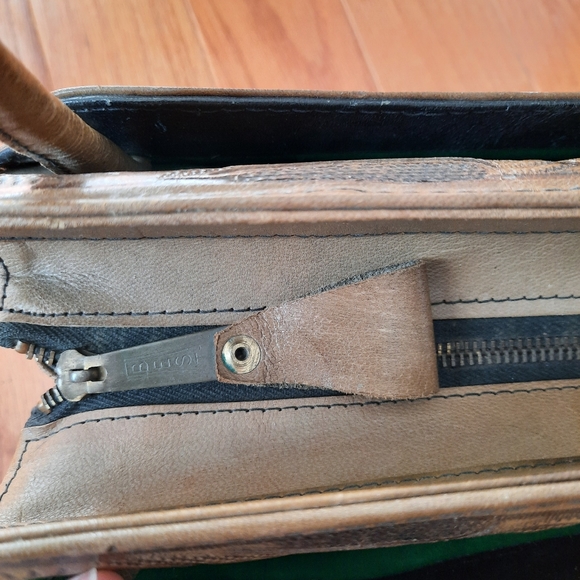 Sold on Mercari Vintage rose, Aztec calendar tooled leather purse - Picture 5 of 16